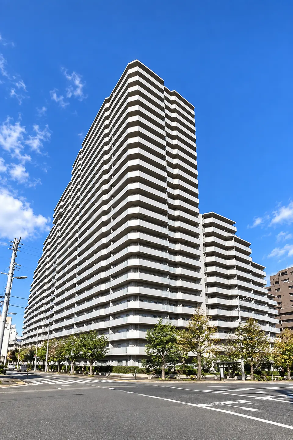 Generated illustration (not the actual building) of LAUREL HAITSUKOBE 1 GOTO