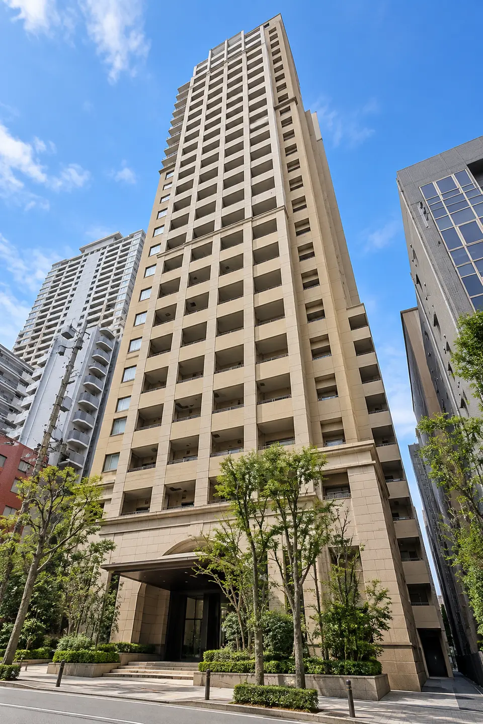 グランドメゾン大手前タワーのイメージ画像（生成。実際の建物とは異なります）