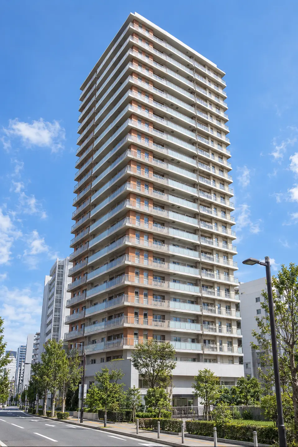 Generated illustration (not the actual building) of BRILLIA TOWER SHINAGAWASHI SIDE