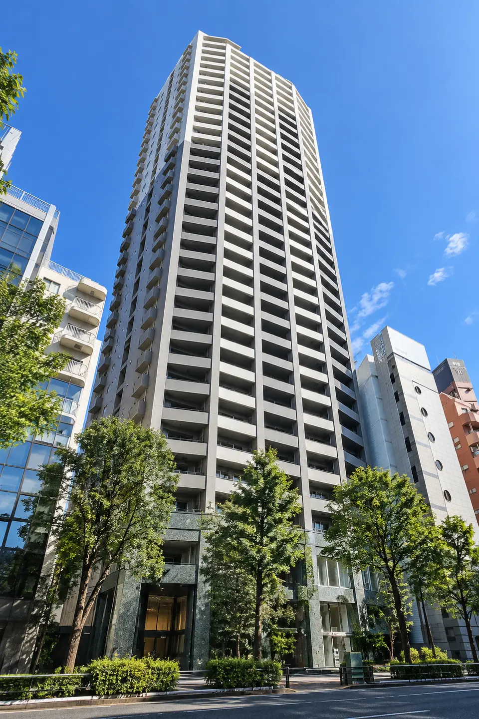 ファーストリアルタワー新宿のイメージ画像（生成。実際の建物とは異なります）