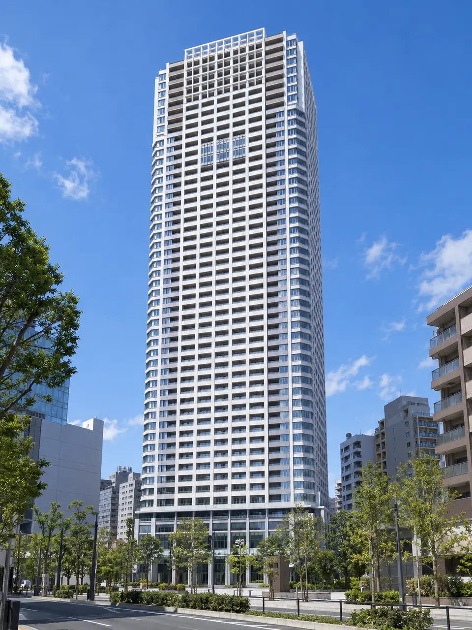 Generated illustration (not the actual building) of BRILLIA TOWER TOKYO