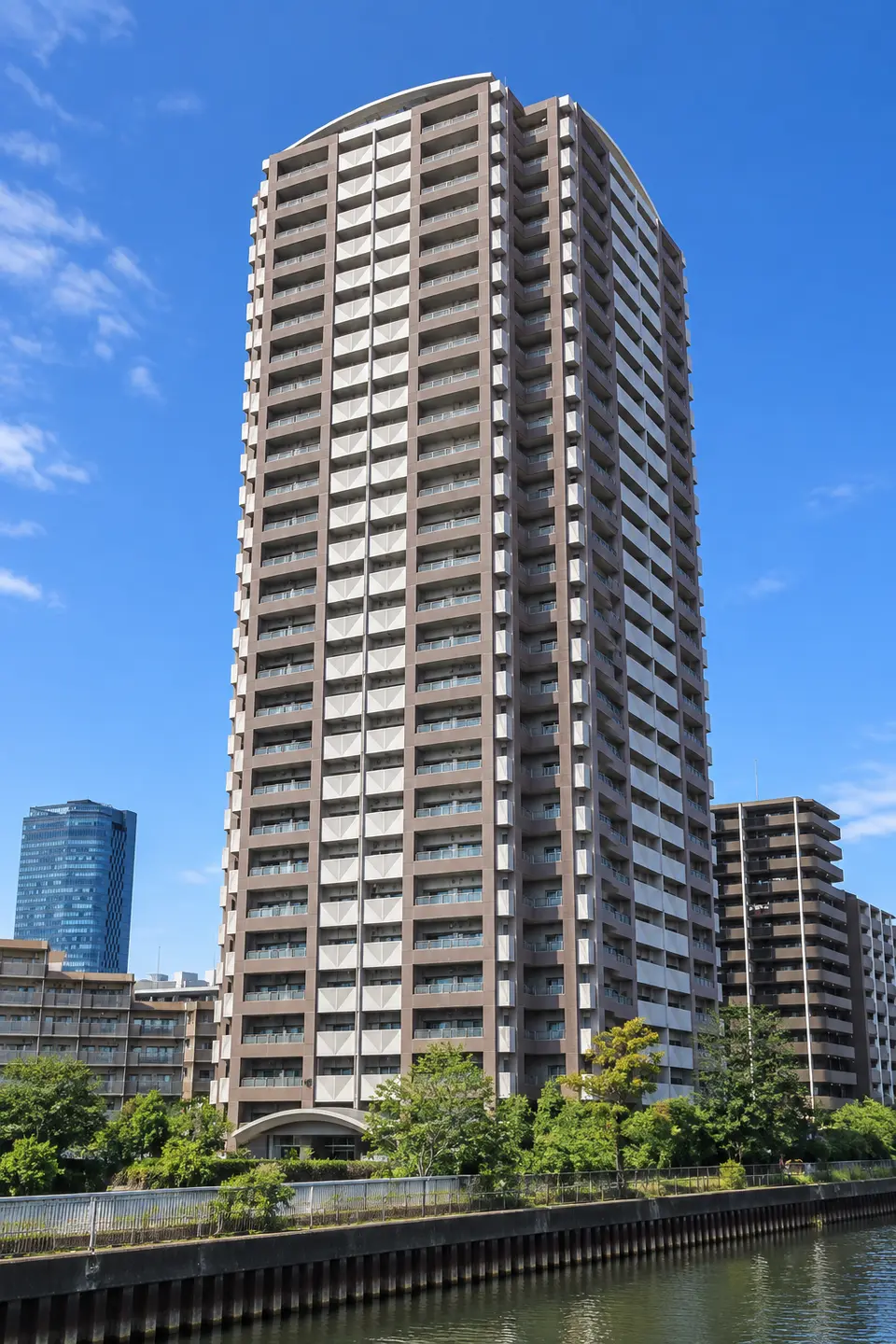 Generated illustration (not the actual building) of TOEIYOKOKAWAGOCHOMEDAI 2 APARTMENT 4 GOTO